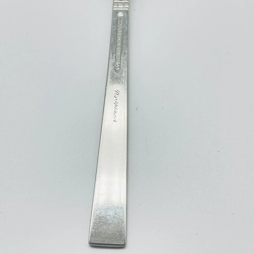 WM A ROGERS Stainless Northland Pattern Teaspoons Set of 4